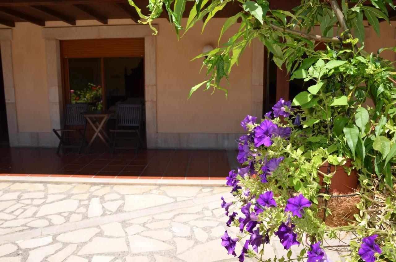 Hotel Arenas De Cabrales- Apartamentos ภายนอก รูปภาพ