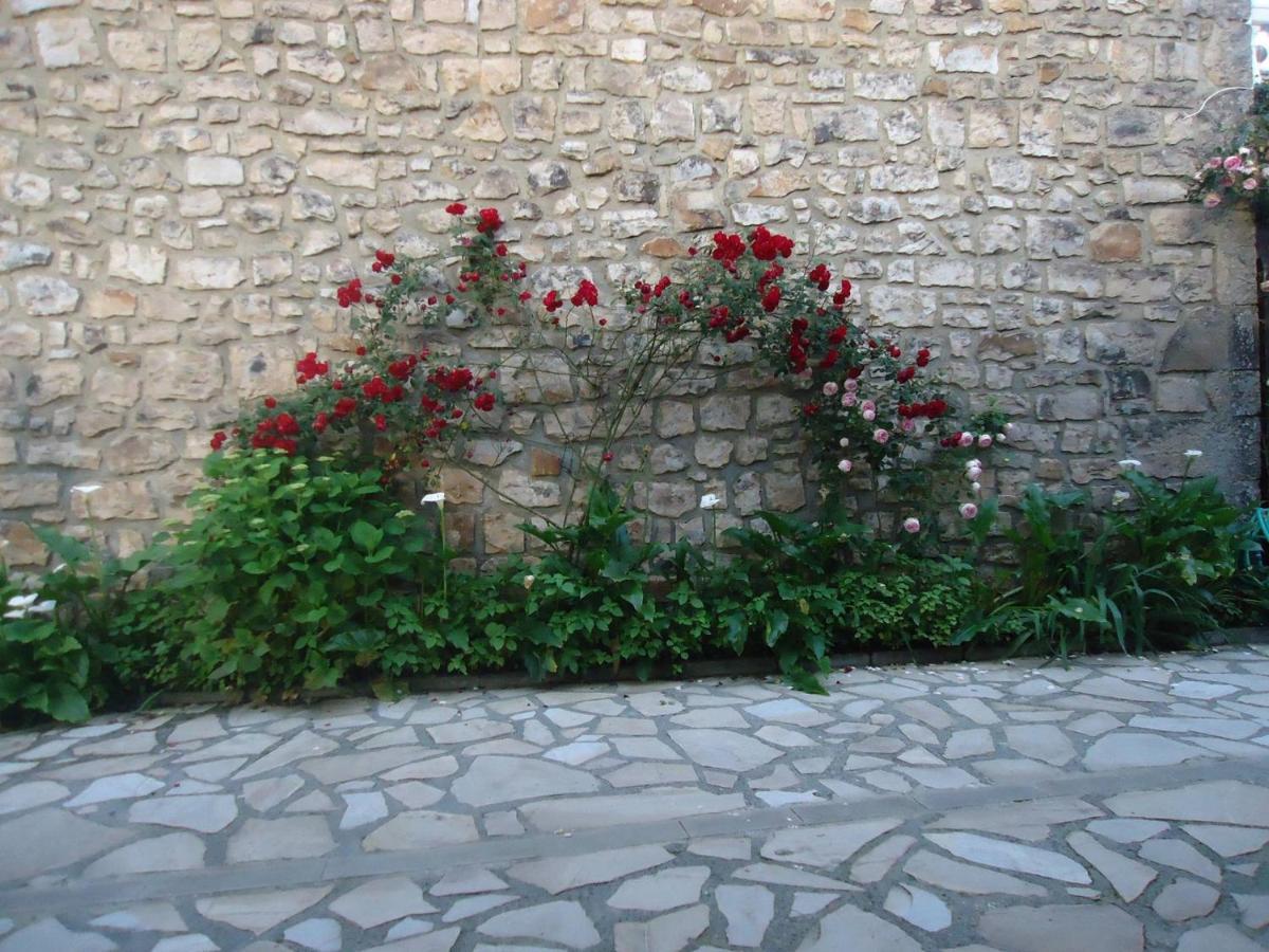 Hotel Arenas De Cabrales- Apartamentos ภายนอก รูปภาพ
